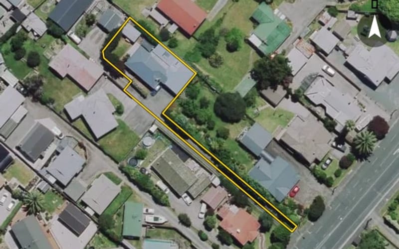 16 Ellicott Road