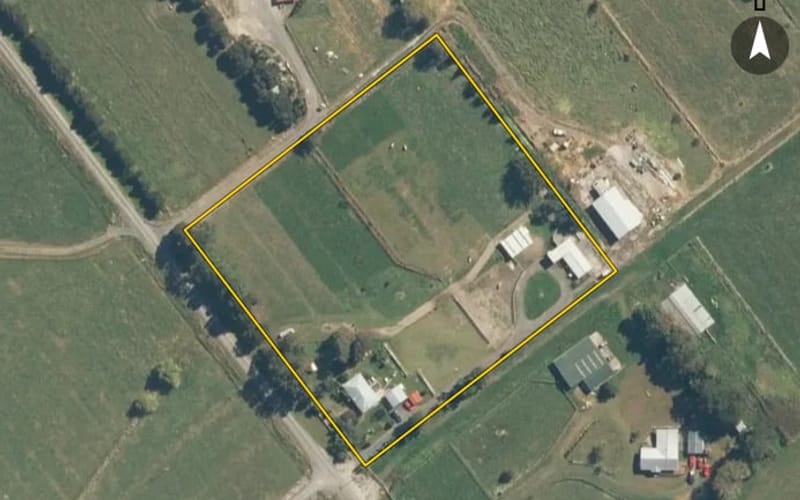 256 Orongo Road