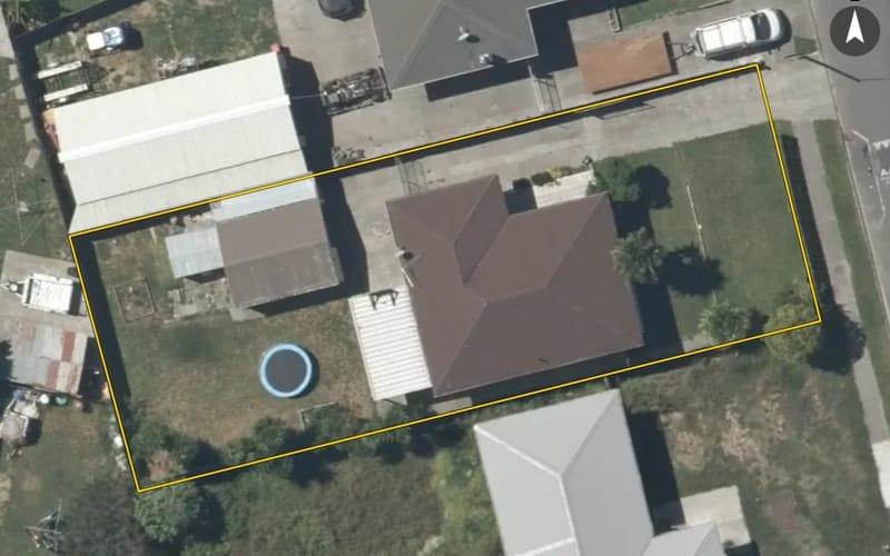11 Dinwiddie Avenue