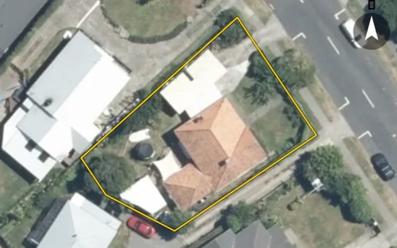 113 Charlotte Crescent