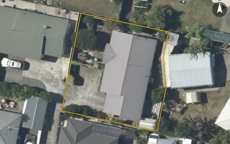 23B Warwick Crescent