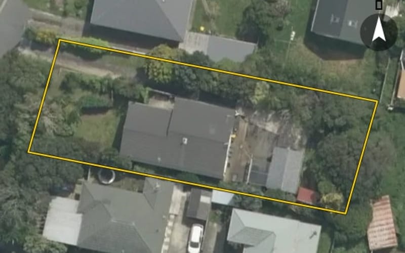8 Robert Street