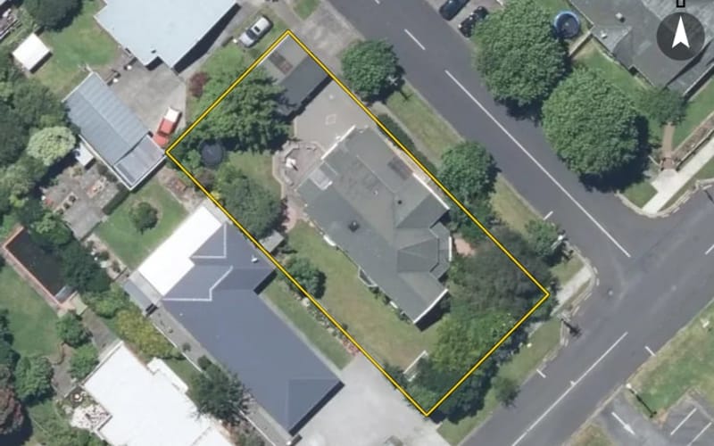 1A Parkes Avenue