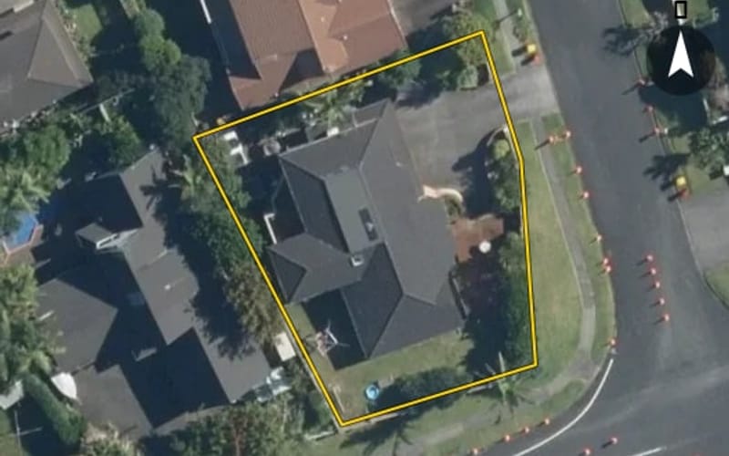 2 Kaniere Place