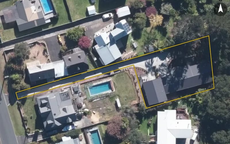 13A Roland Road