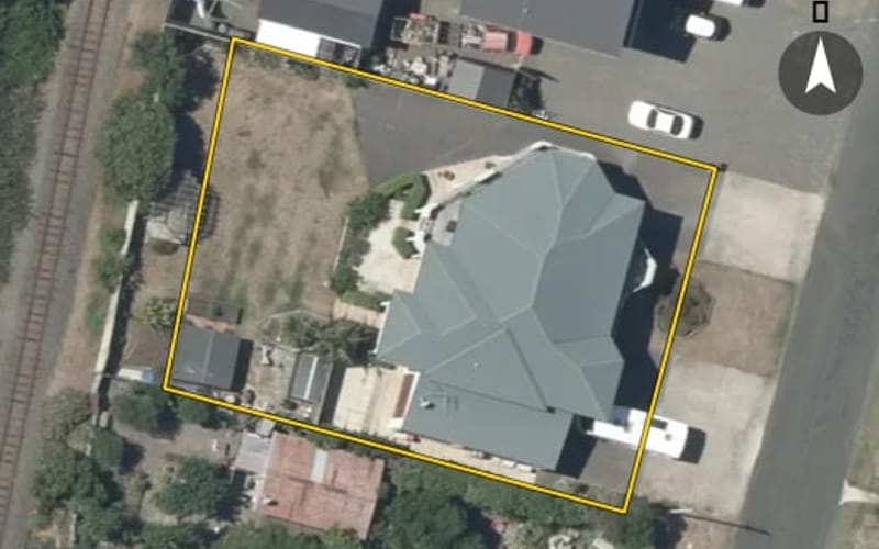 11 Le Quesne Road