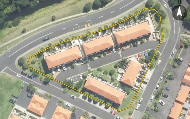 10 Waterside Crescent