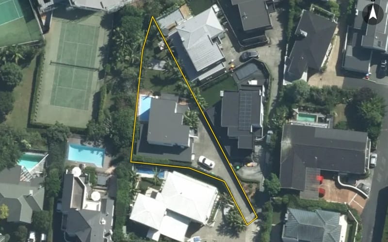 34 Rawhitiroa Road