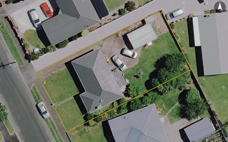 8 Carlyle Avenue