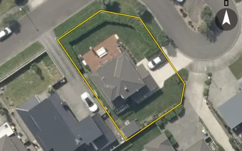 8 Greenstone Place