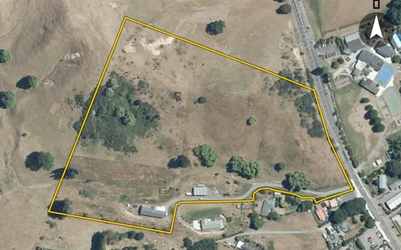 699 Puketapu Road