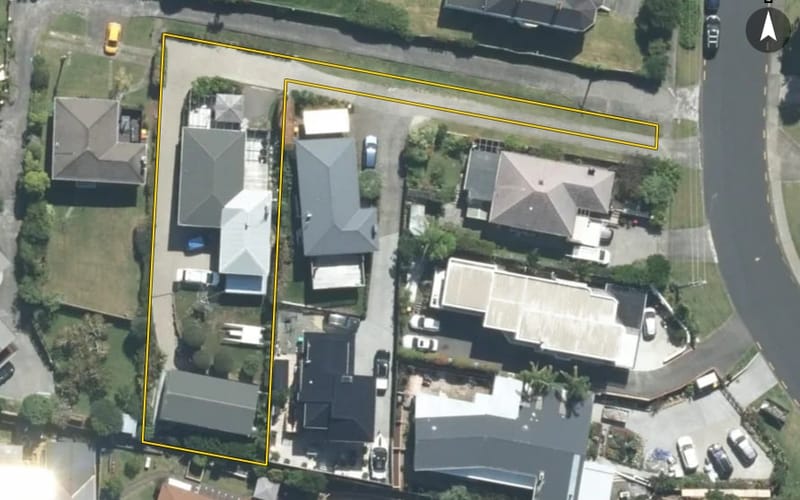 13 Colonial Road