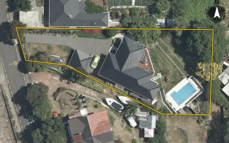 101 Chaucer Road North