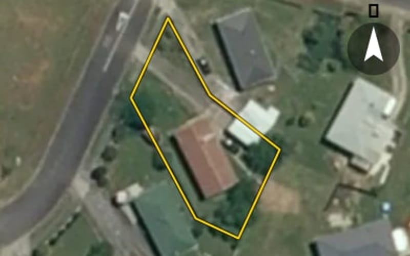 4 Tarata Place