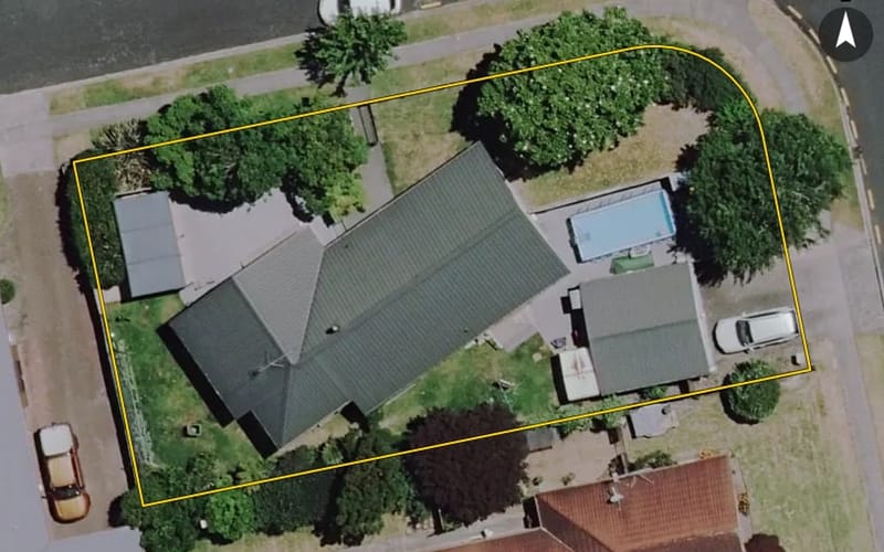 65 Ashurst Avenue