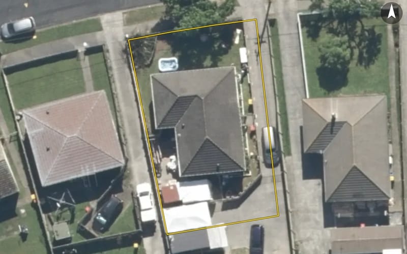 1/96 Strand Crescent