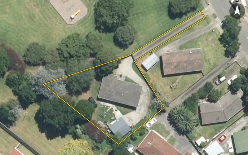 5 Leaver Place