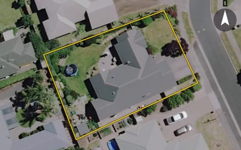 17 Roderick Place