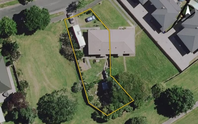 16 Sare Crescent