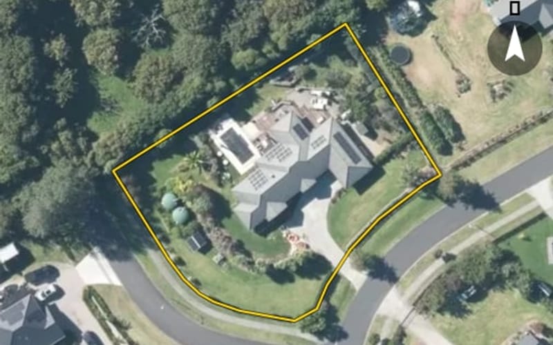 10 Capriole Crescent