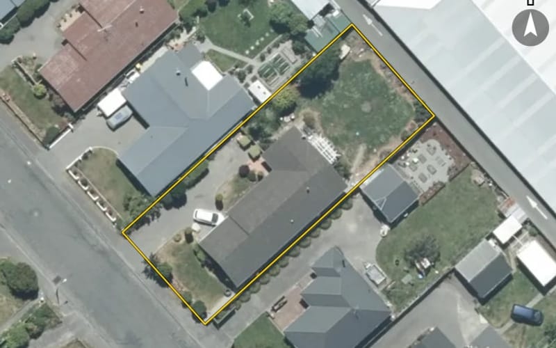 10 Queens Drive