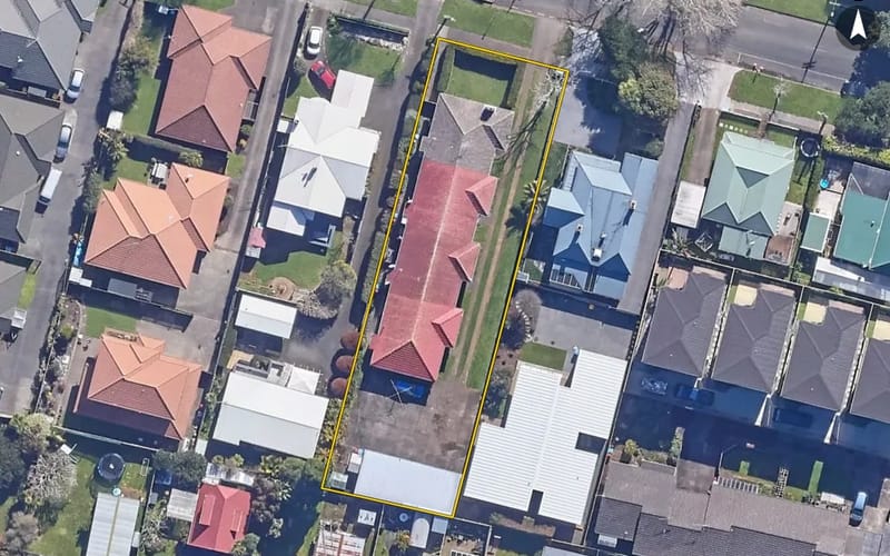 4/4 Erson Avenue