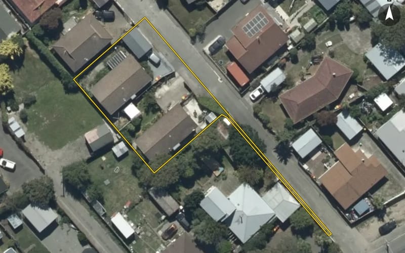 2/3 Fir Tree Lane