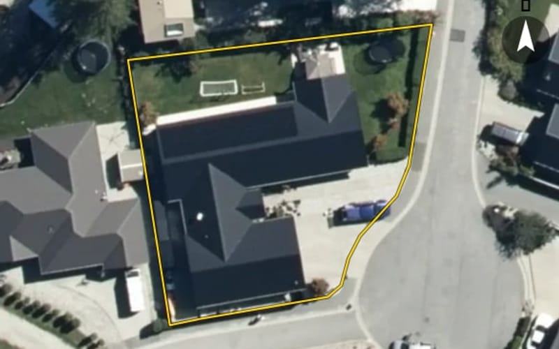6 Larchmont Close