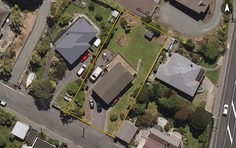 6 Moa Street