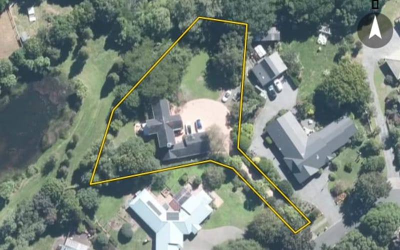 11 Clive Howe Road
