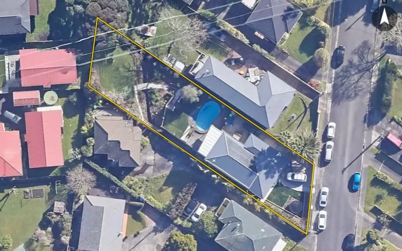 17 Eaton Road
