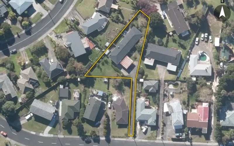2/12 Willoughby Avenue