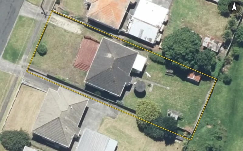 13 Brooking Street