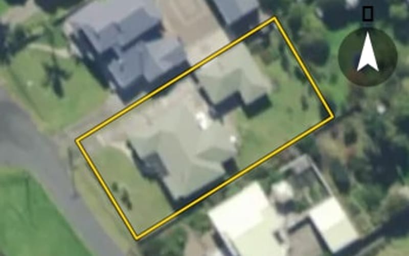16 Waikaraka Beach Road