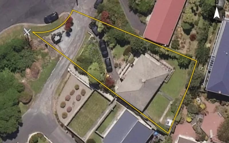 26 Chisholm Place