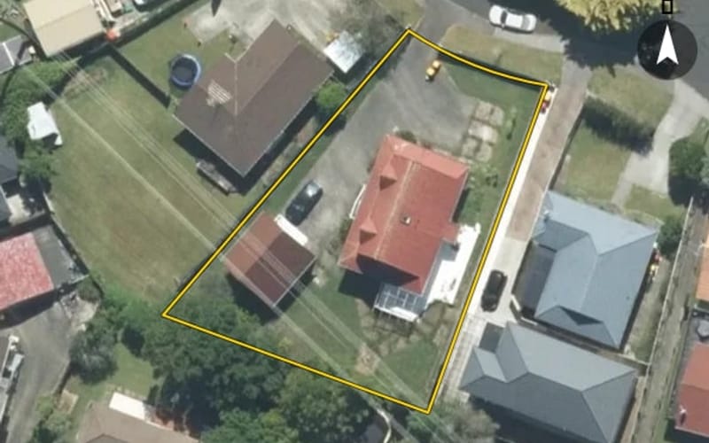 13 Sabana Place