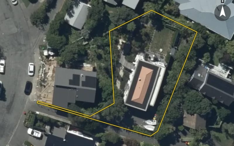 15A Cracroft Terrace