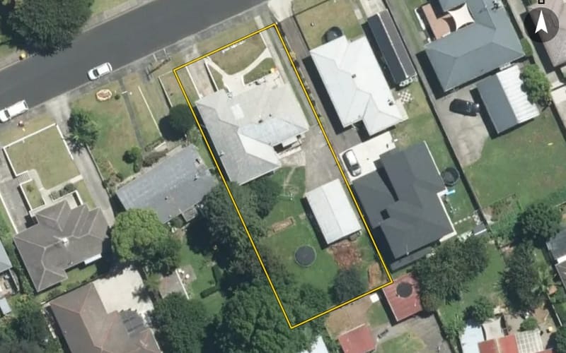 12 Callis Avenue