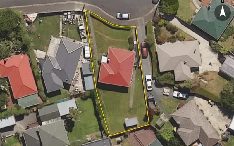 6 McGlashan Street