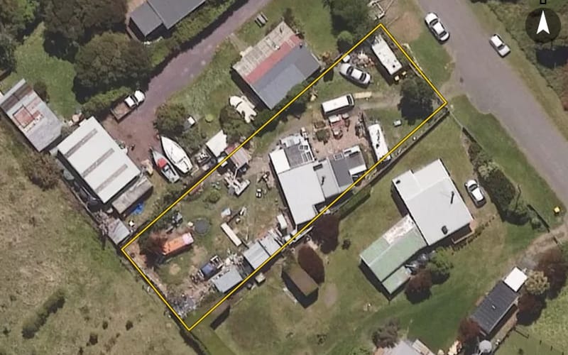 96 Beach Road