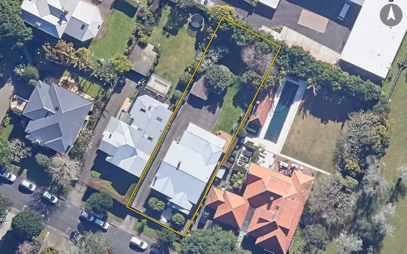 24 Crescent Road