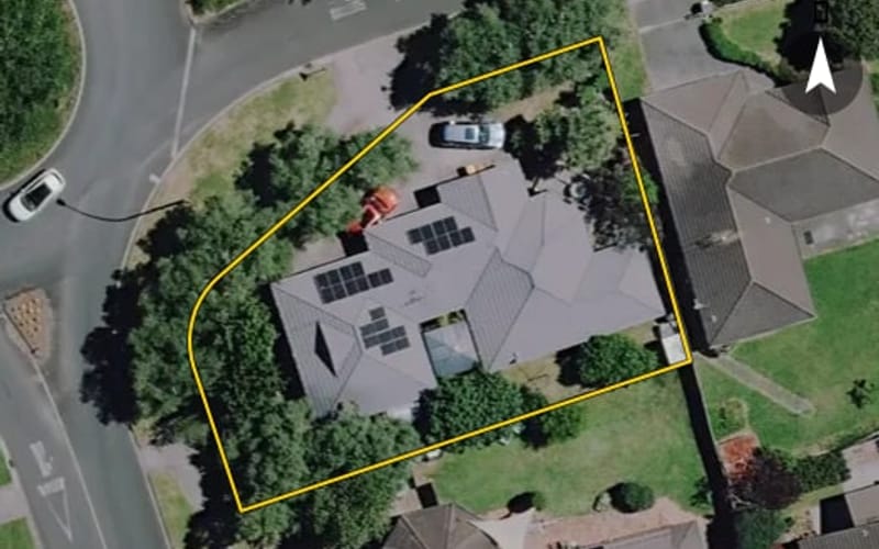 12 Farringdon Avenue