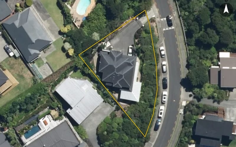 3 McCahon Place