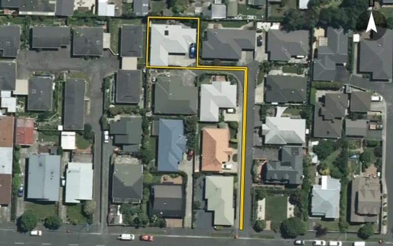 9 Pepper Tree Way