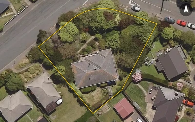 285 Helensburgh Road