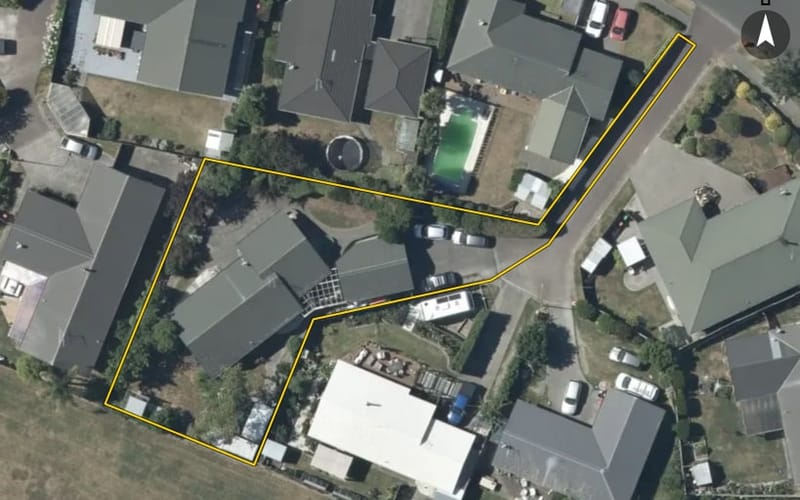 37 Whiting Crescent