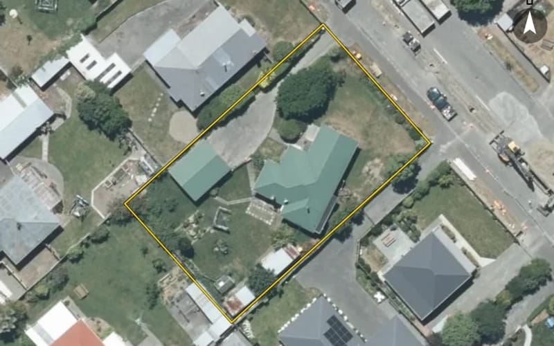 25 Saunders Road