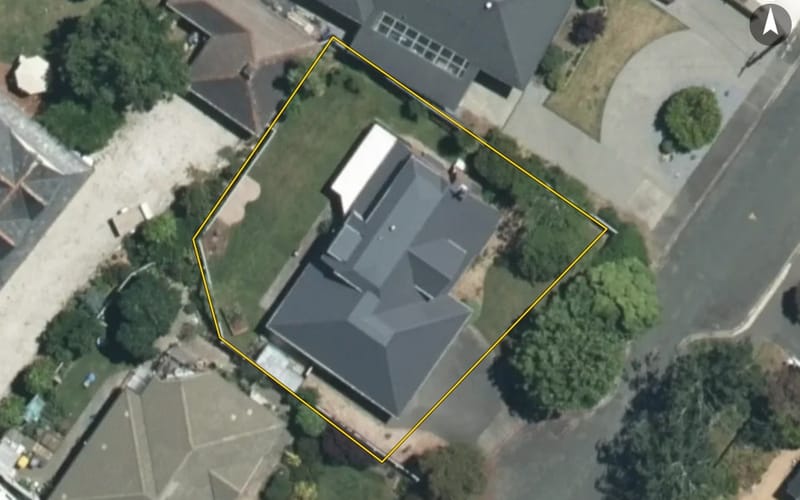 24 Reeves Street