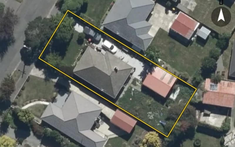 32 Charlcott Street
