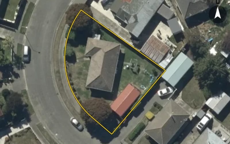 8 Logie Place